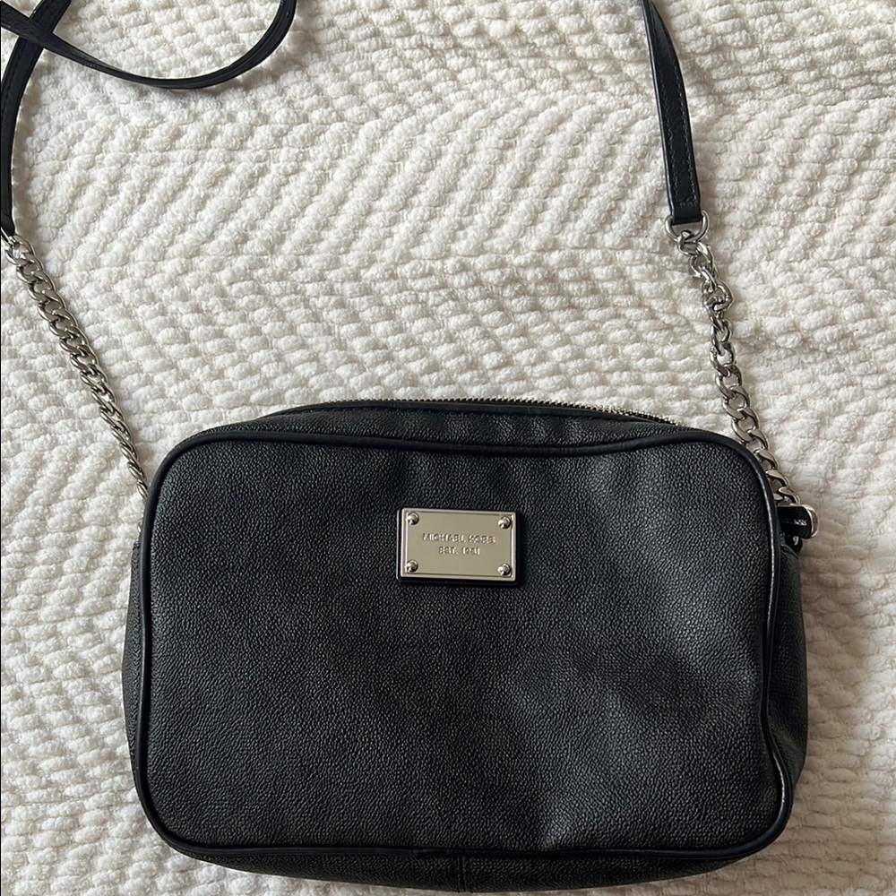 Black Michael Kors Crossbody Bag with Chain Strap